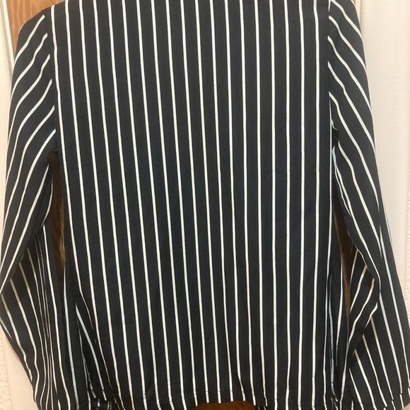 NWOT Black with White Stripes top - Picture 6 of 9